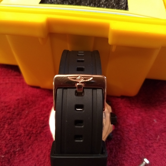 Invicta Aviator Watch - Picture 5 of 8